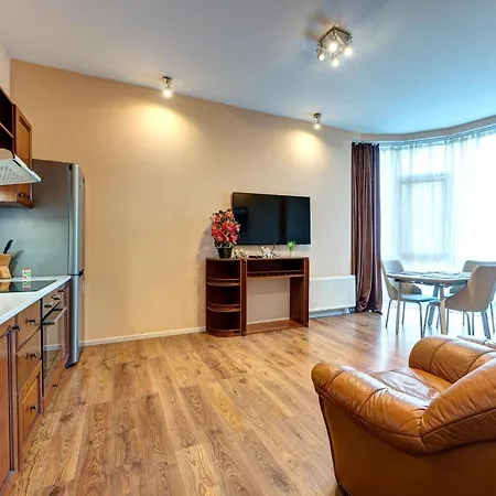 Near Botanical Garden Ym.hryshka Apartment Kyiv